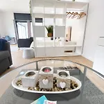 Flat Center Near W Parking *
