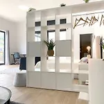 Flat Center Near W Parking Villa