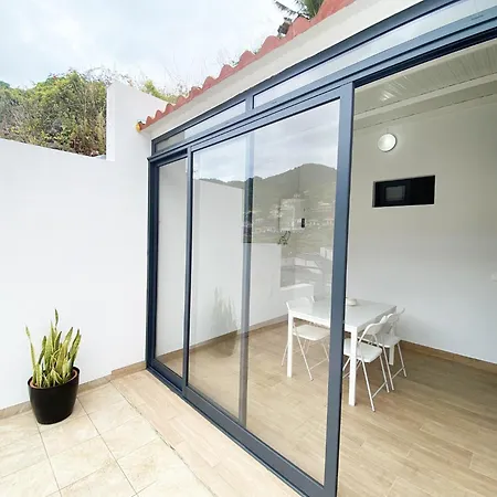 Flat Center Near W Parking * Machico (Madeira)