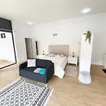 Flat Center Near W Parking Вилла Машику